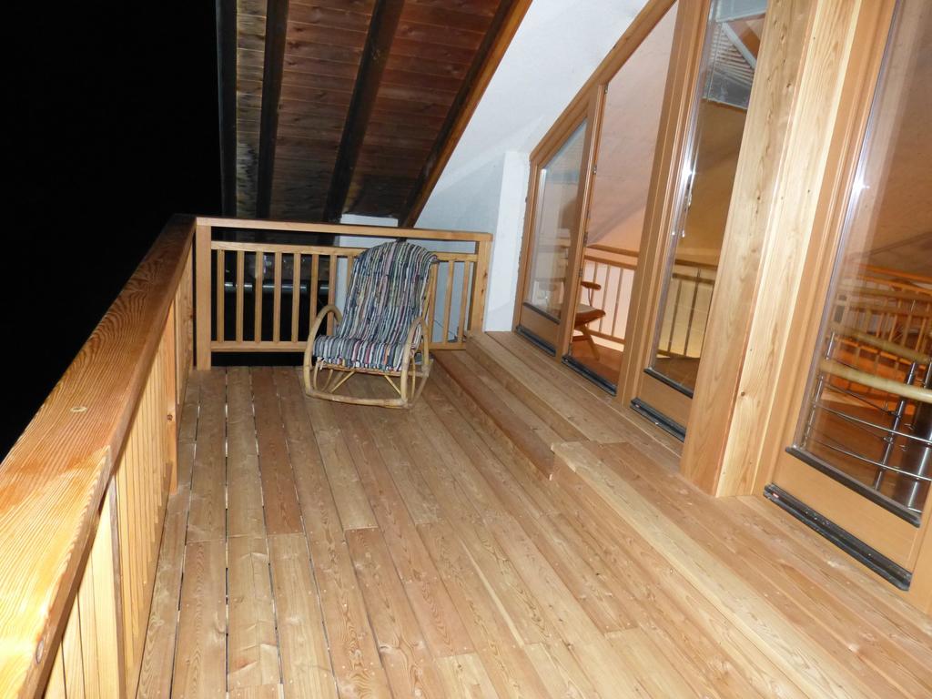 Sagmeister Loft Apartment Jenig Room photo